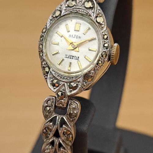 Vintage Ladies Petite Wristwatches x 2