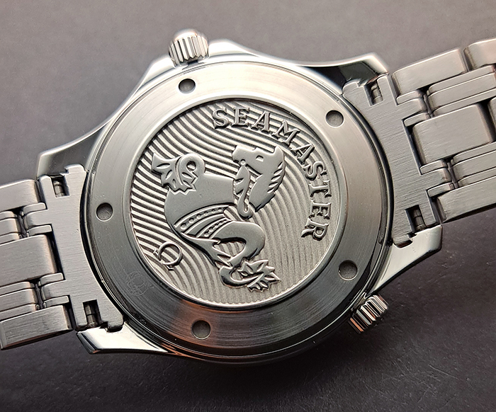 Omega Seamaster Professional Co-Axial Wristwatch Ref. 212.30.41.20.01.003