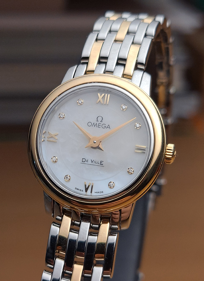 Ladies Omega De Ville Prestige 18k YG/SS Diamond Dial Ref. 424.20.24.60.55.001