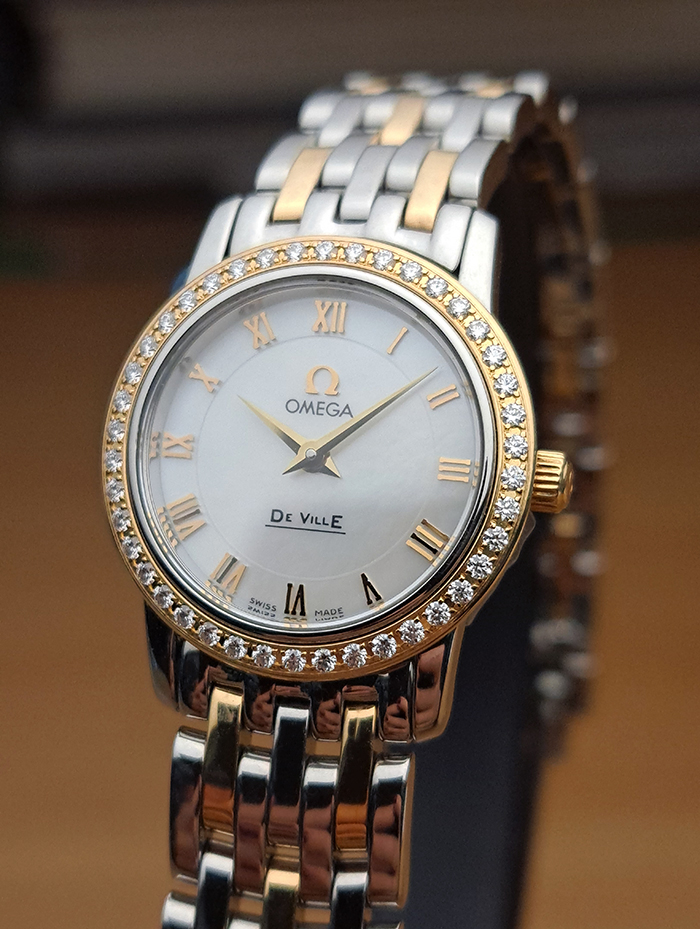 Ladies Omega De Ville Prestige 18K YG/SS Diamond bezel Ref. 4375.71