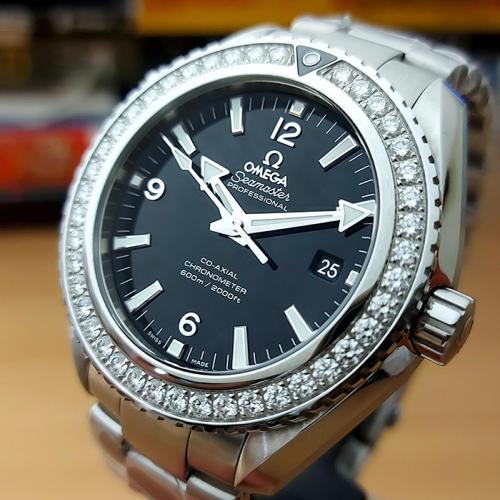 Omega Seamaster Planet Ocean Ref. 232.15.46.21.01.001