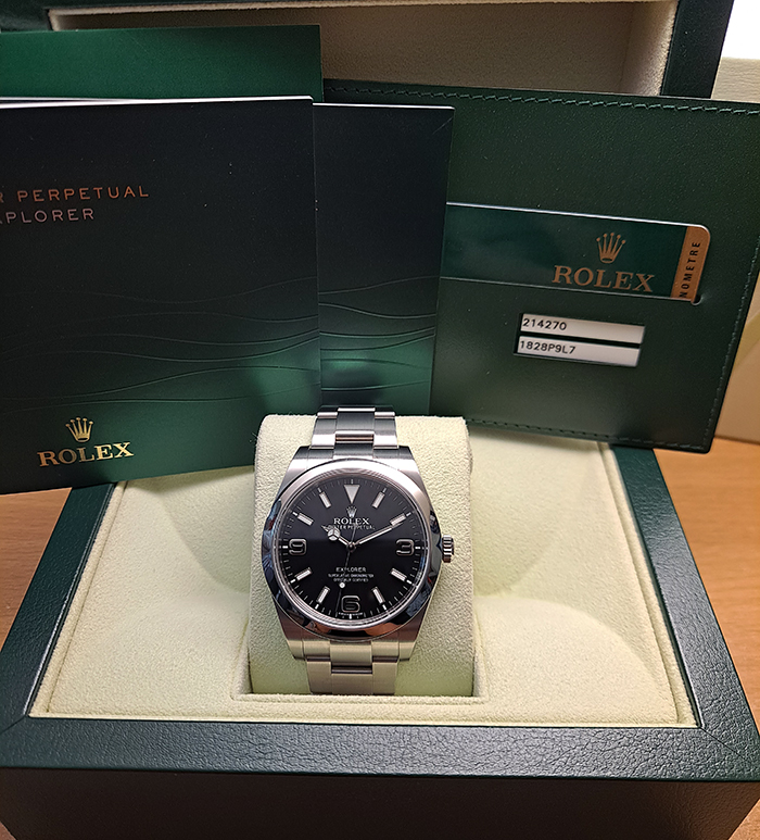 Rolex Oyster Perpetual Explorer I Ref. 214270