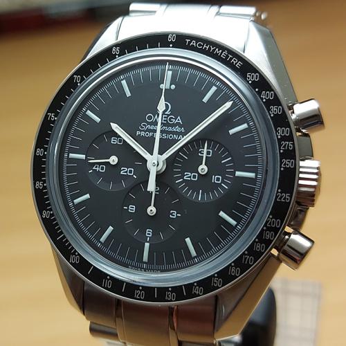 Omega Speedmaster Professional Moonwatch Sapphire Sandwich Ref. 3573.50